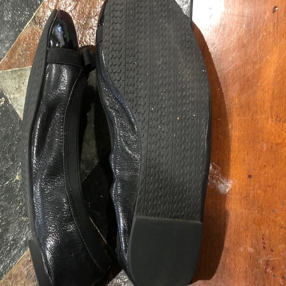Michael Kors Fulton Ballet Flats Black Sz 10 leather and patent leather Bow&Logo - Picture 9 of 16